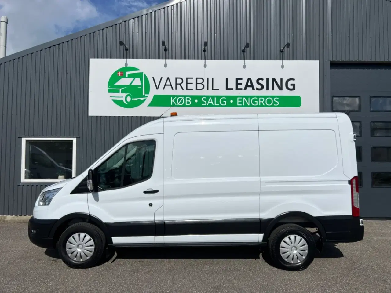 Billede 1 - Ford Transit 350 L2 Van 2,0 TDCi 170 Trend H2 RWD