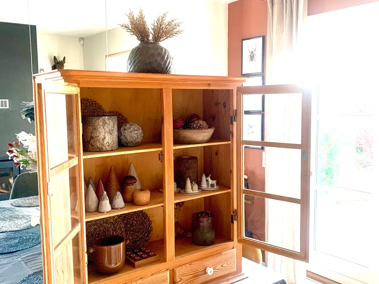 Billede 7 - Smuk vitrineskab 