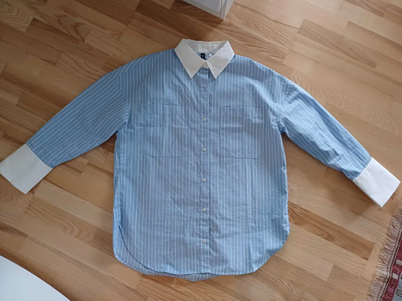 Billede 1 - Storskjorte stribet H&M