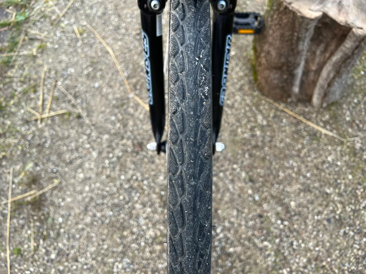 Billede 9 - Nyserviseret cykel, affjedret forgaffel og saddel 