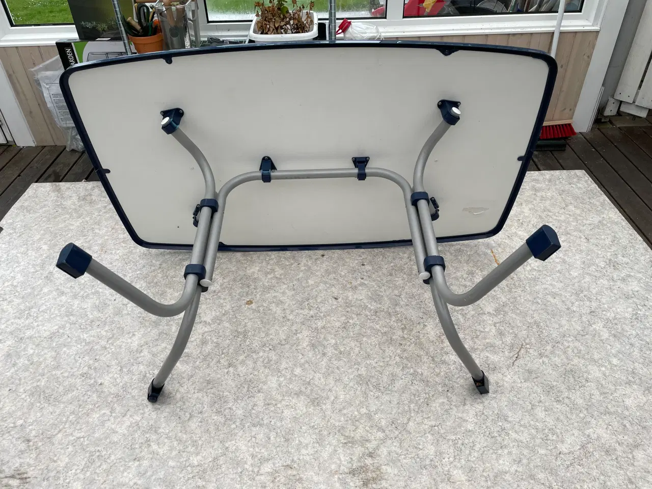 Billede 5 - Letvægt campingbord 