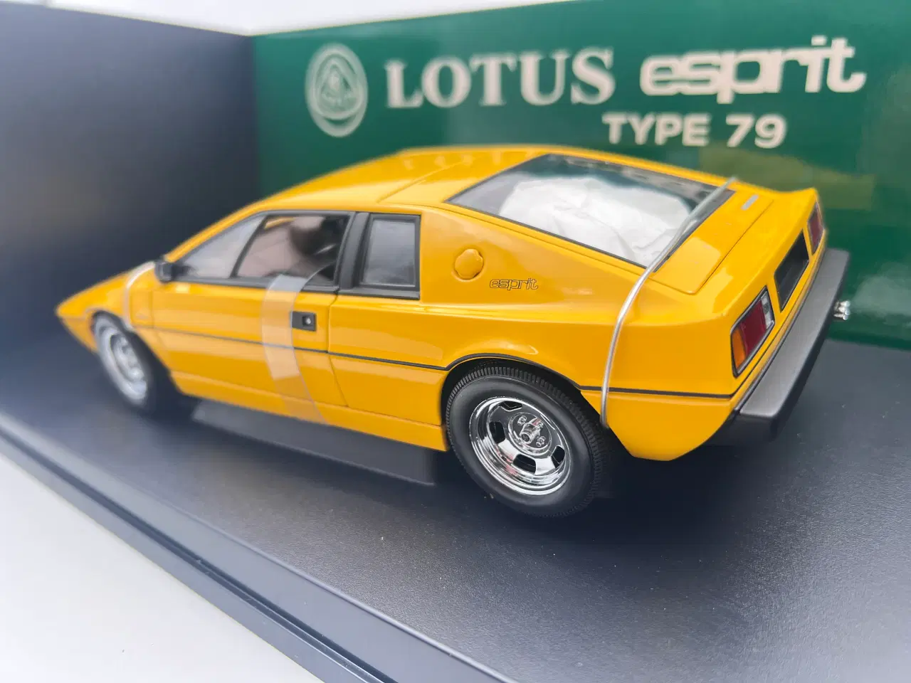 Billede 3 - 1979 Lotus Esprite S2 - AUTOart - 1:18