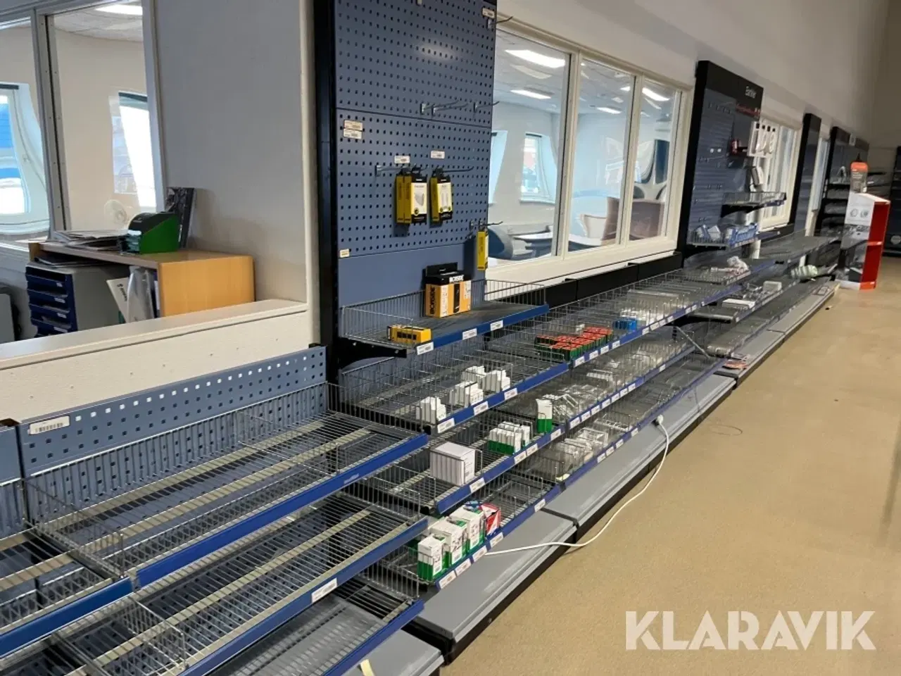 Billede 2 - Værksteds/butik inventar