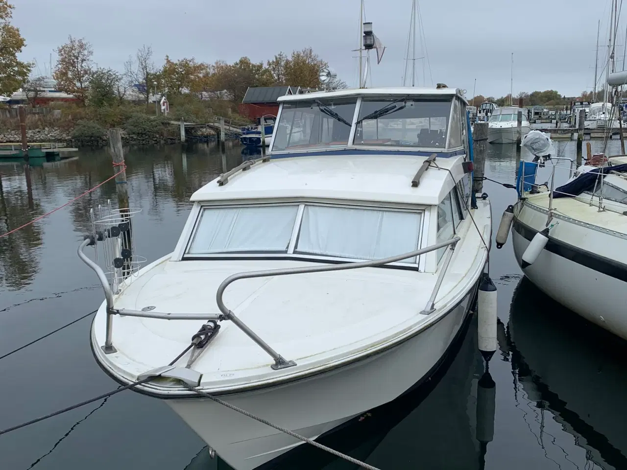 Billede 2 - Coronet 24 cabin årgang 1977 200 hk Volvo diesel 