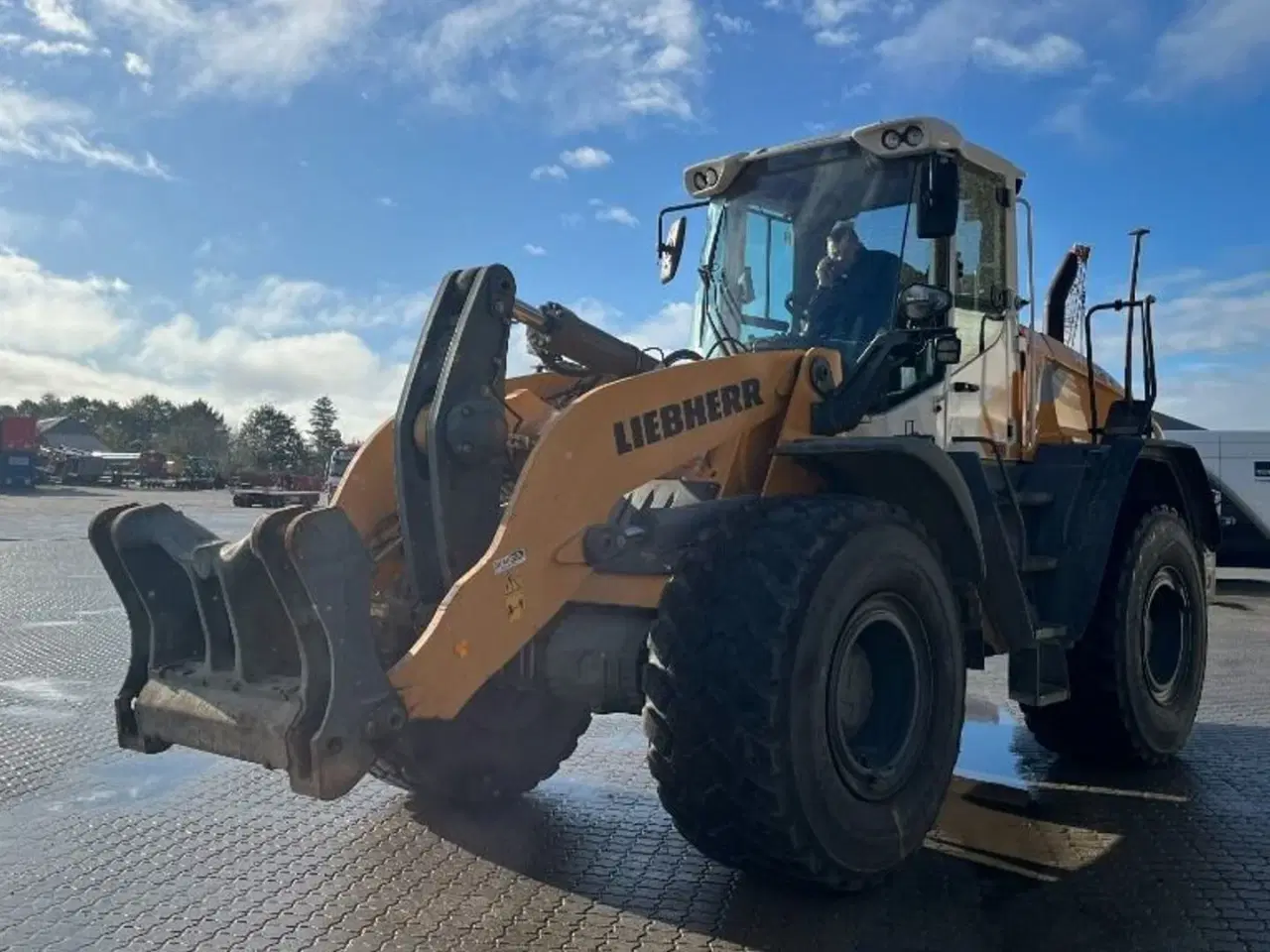 Billede 1 - Liebherr L538