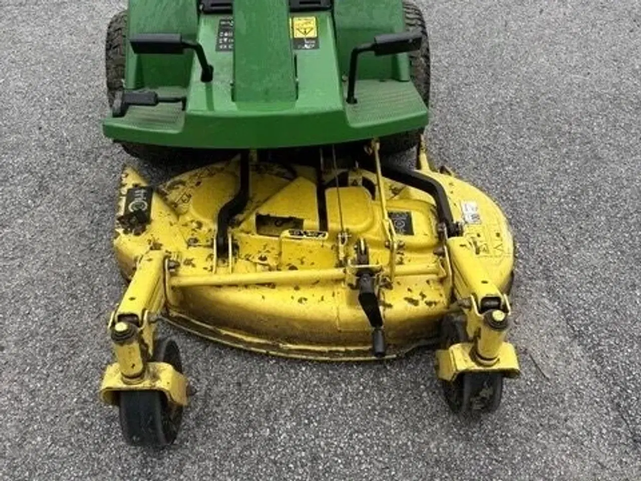 Billede 5 - 3 hjulet plæneklipper, John Deere F525