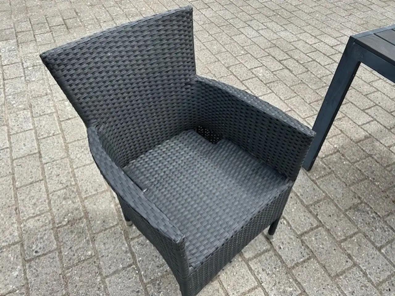 Billede 2 - Havemøbelsæt non-wood, Bord 205x100x74 + 6 stole