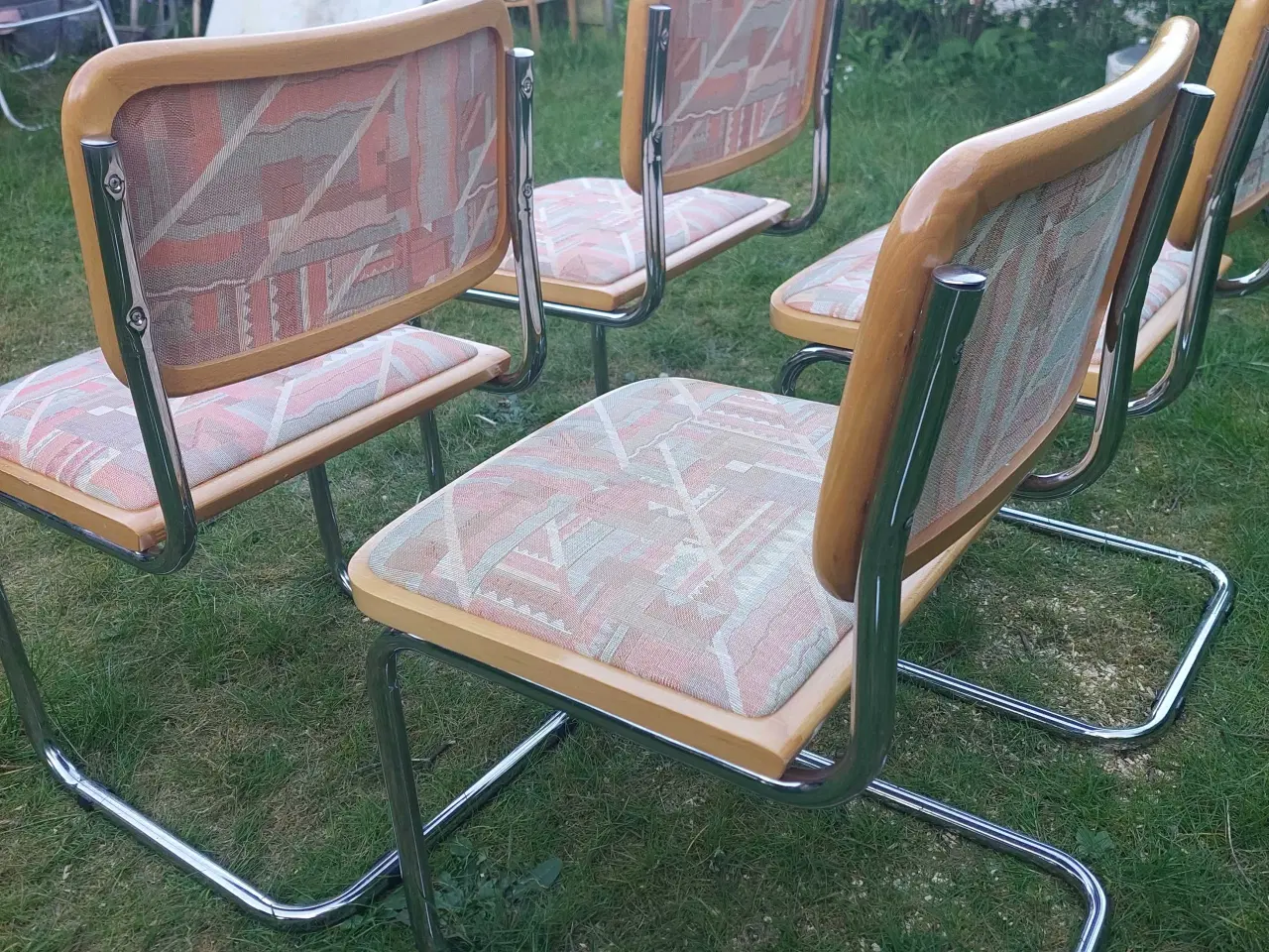 Billede 2 - Frisvinger stole i god stand 