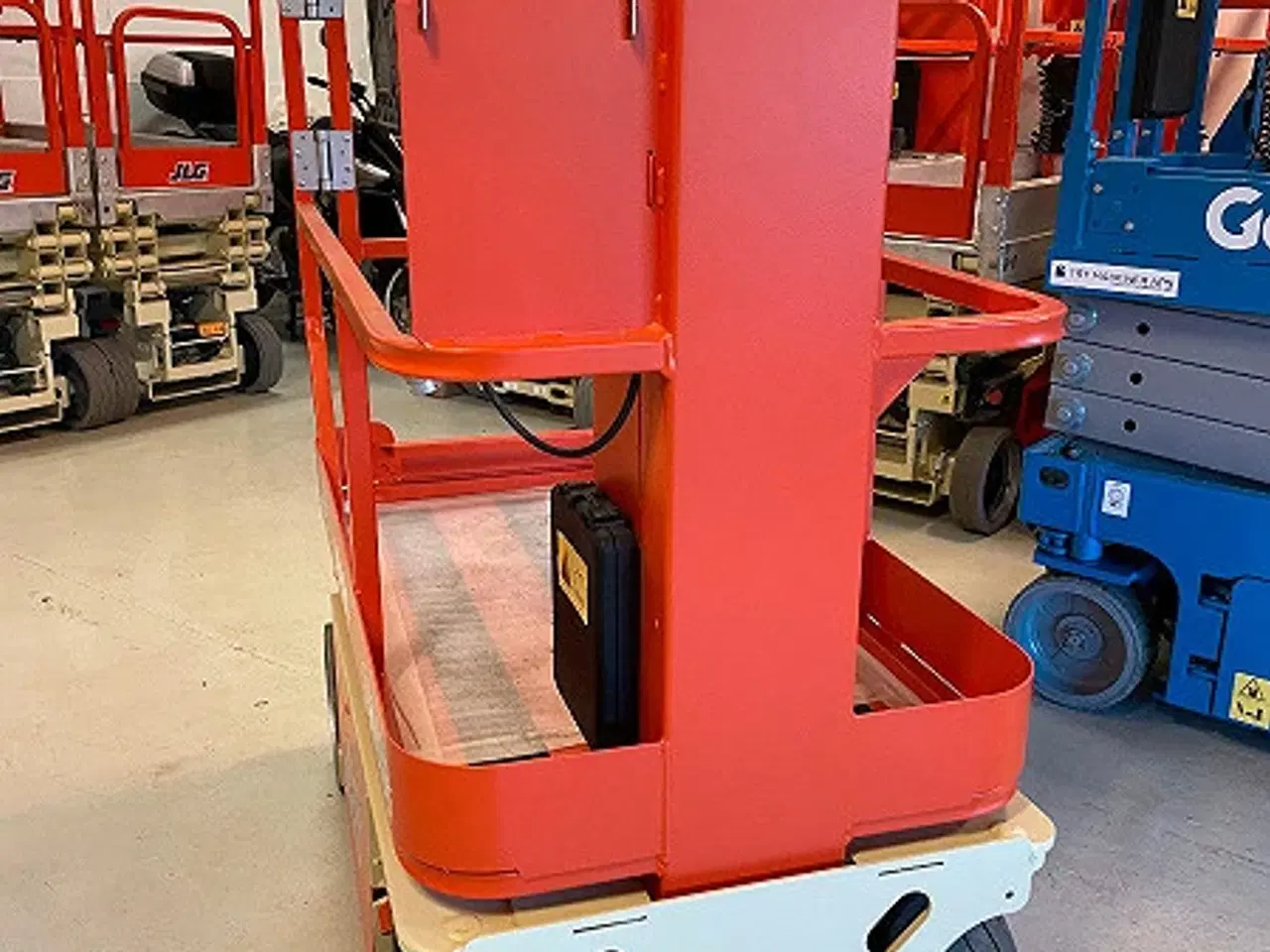 Billede 4 - Mastelift, 5,66m arbejdshøjde - JLG 1230