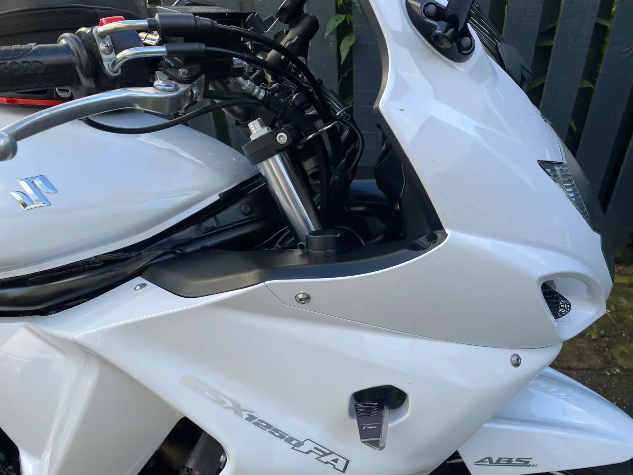 Billede 3 - Nysynet Suzuki  GSX 1250 FA, 2015