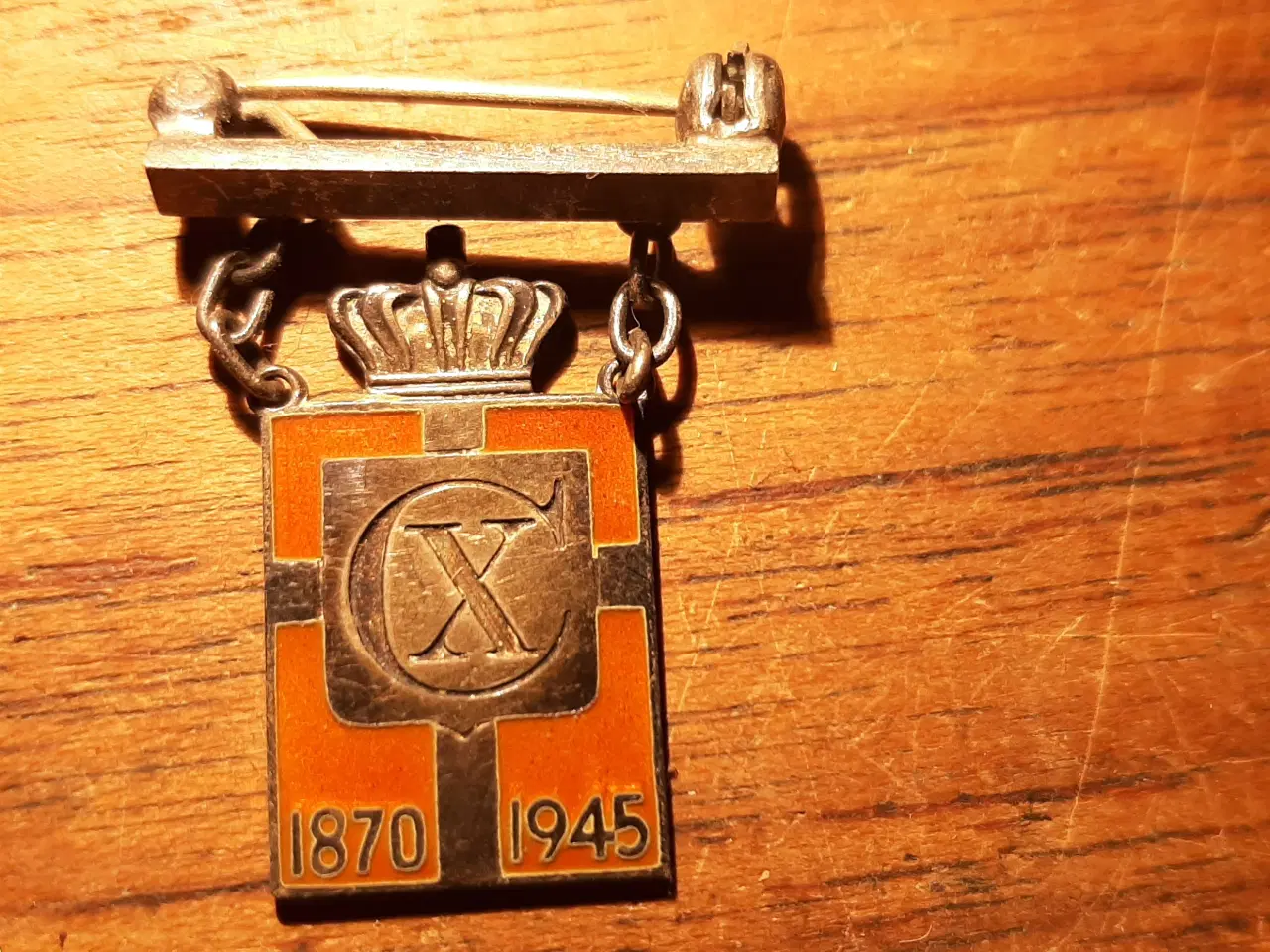 Billede 1 - George Jensen Chr X Kongemærke 1940