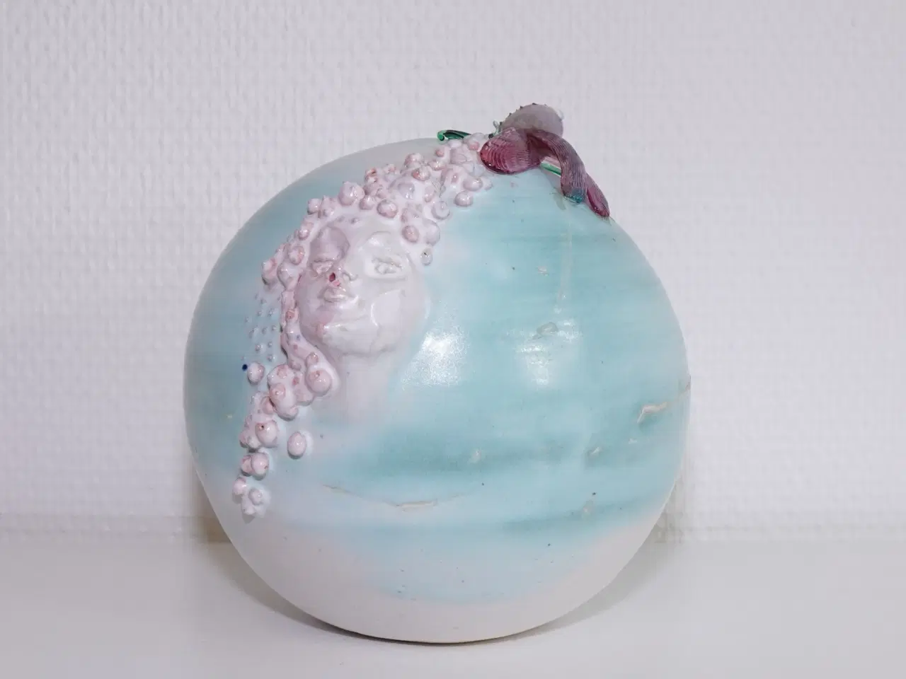 Billede 8 - Skulptur i keramik og glas af kunstner Lasse Frisk