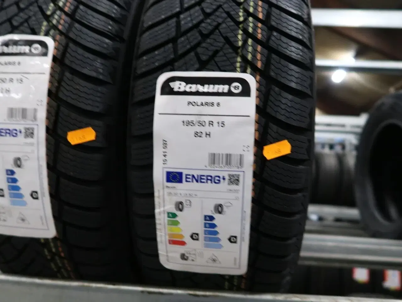 Billede 2 - 2 stk. dæk BARUM 195/50R15 82H