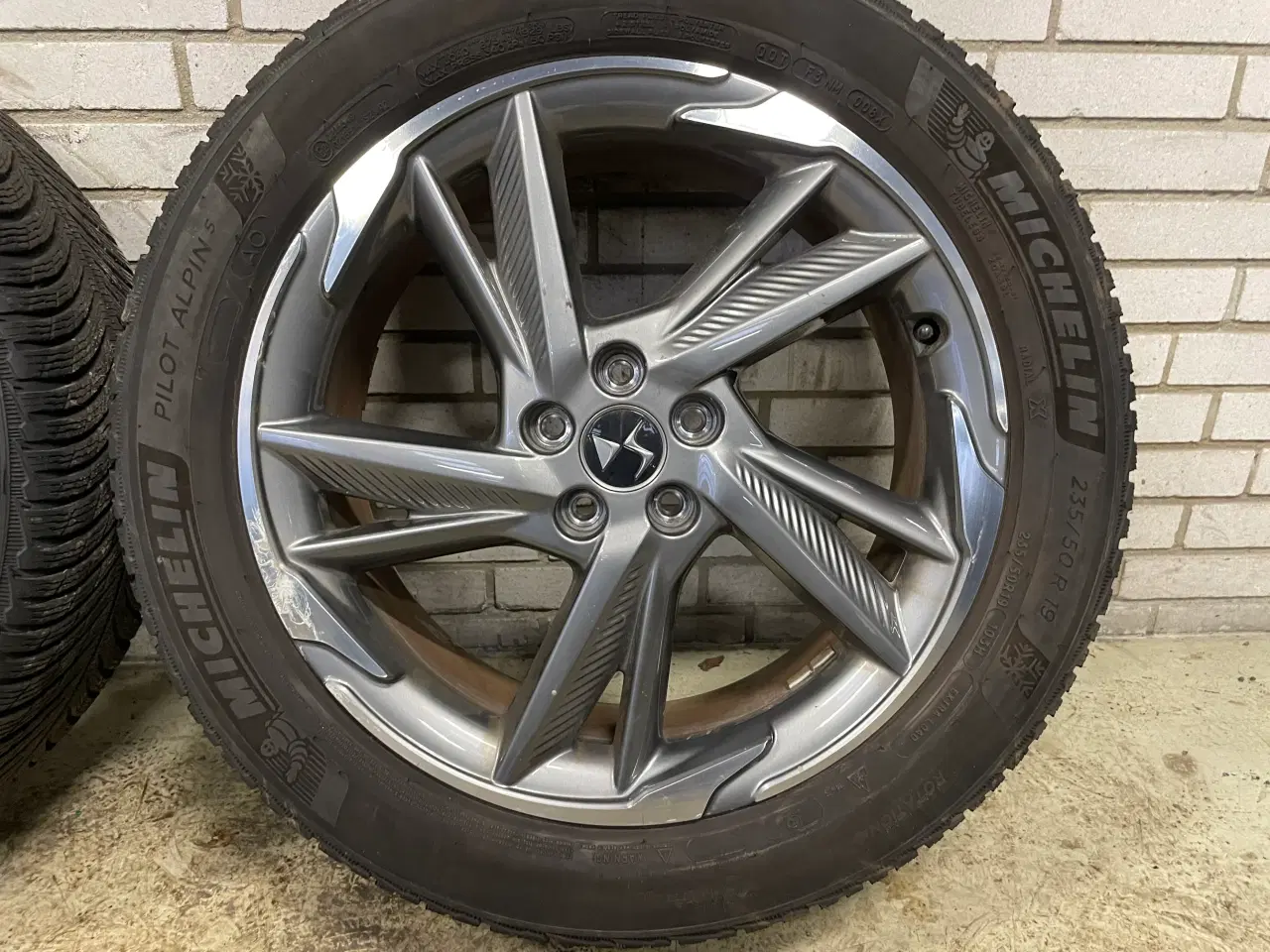 Billede 4 - 19 Citroen DS7 235/50r19 Ref.169 vinter