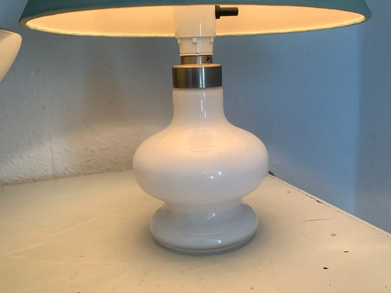 Billede 3 - Holmegaard bordlampe med skærm.