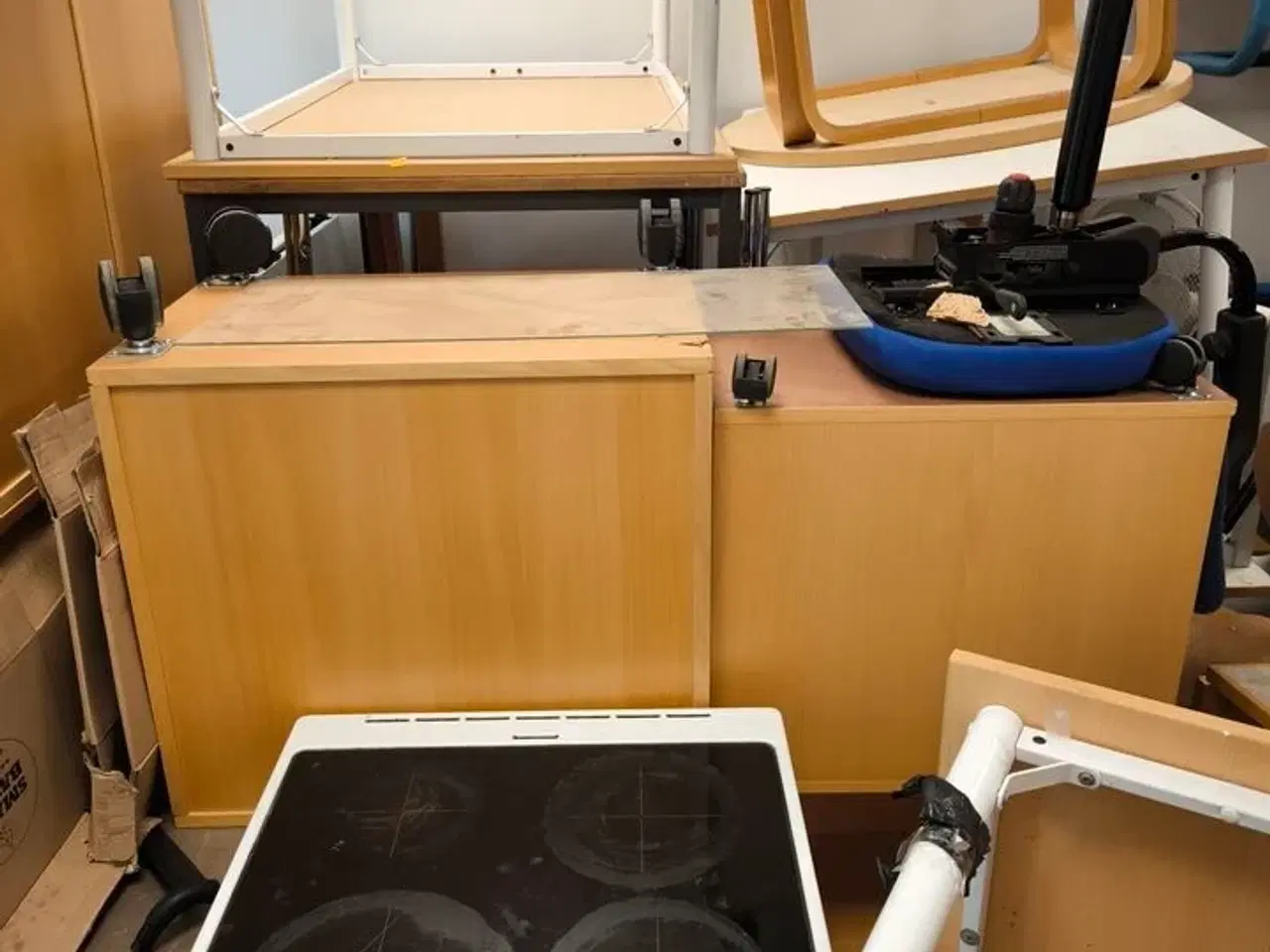 Billede 5 - Diverse borde, stole m.v.