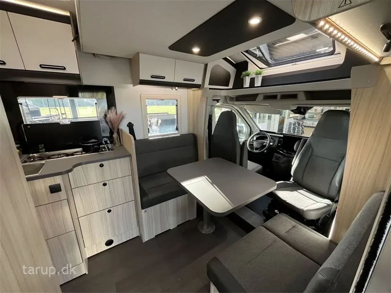 Billede 7 - 2026 - Sun Living S 72 DL   KAMPAGNEPAKKE – ALT DETTE FÅR DU MED! 🚐✨ - 165 hk med automatgear, Adaptiv fart pilot.......