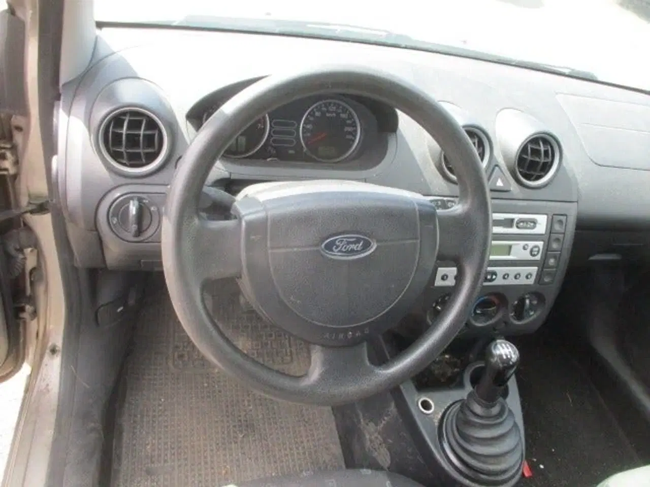 Billede 7 - Ford Fiesta 1,3 Ambiente