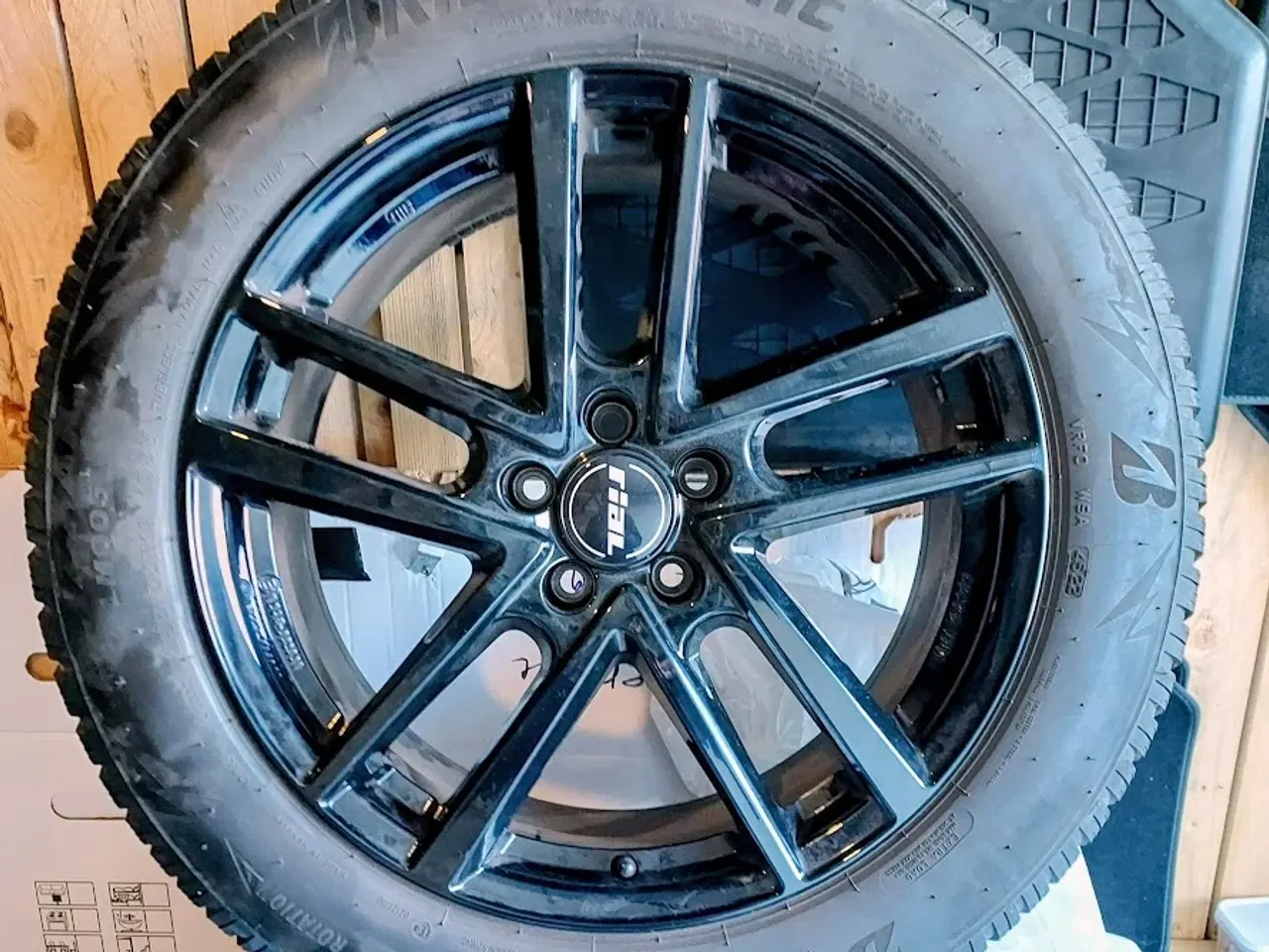 Billede 1 - Vinterhjul til VW ID4