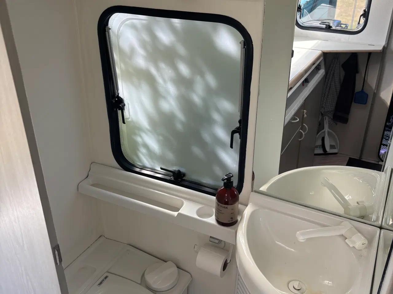 Billede 10 - Adria Unica 462 PH Campingvogn
