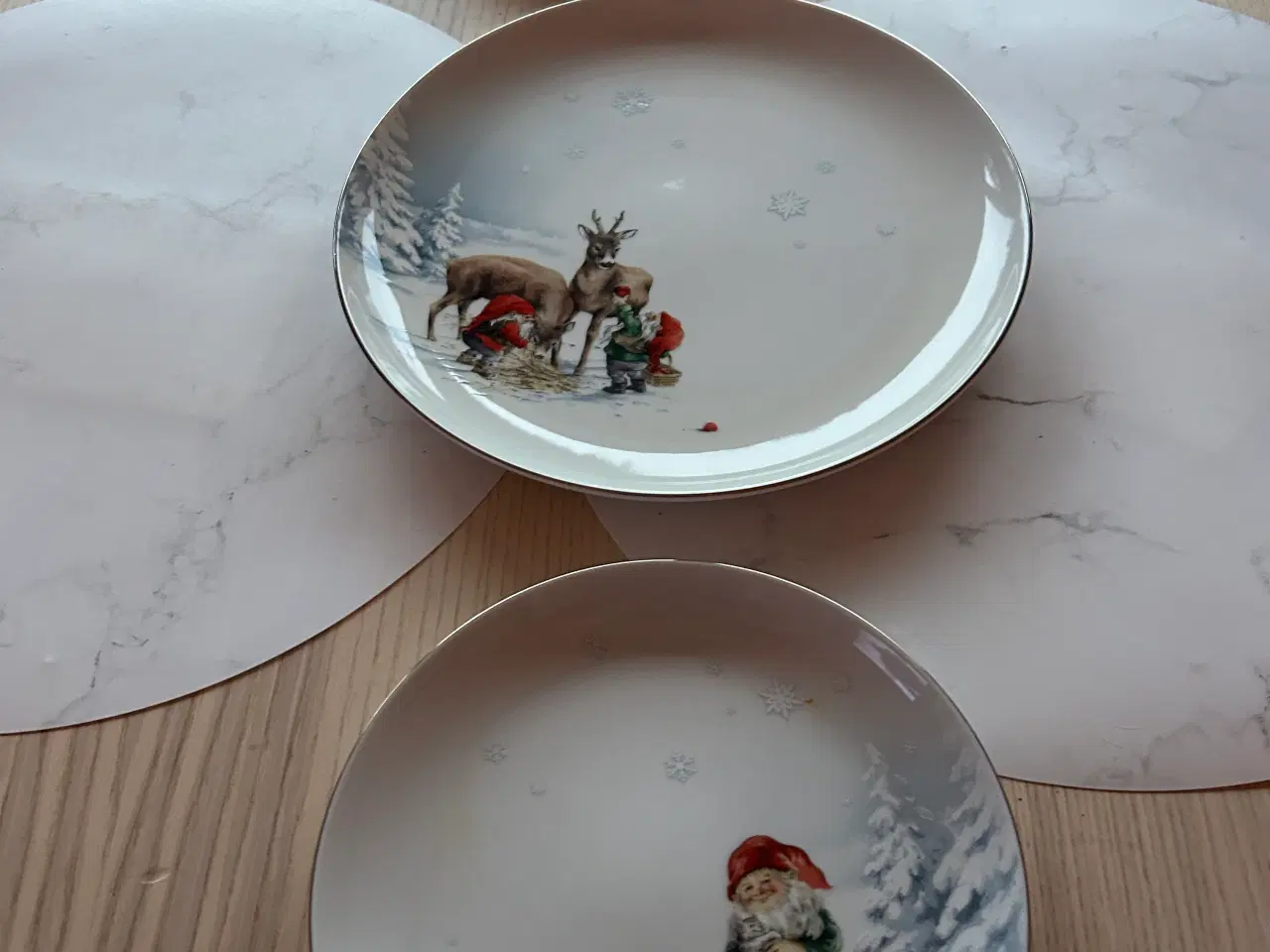 Billede 3 - Spise stell 4 kløver nisse stell