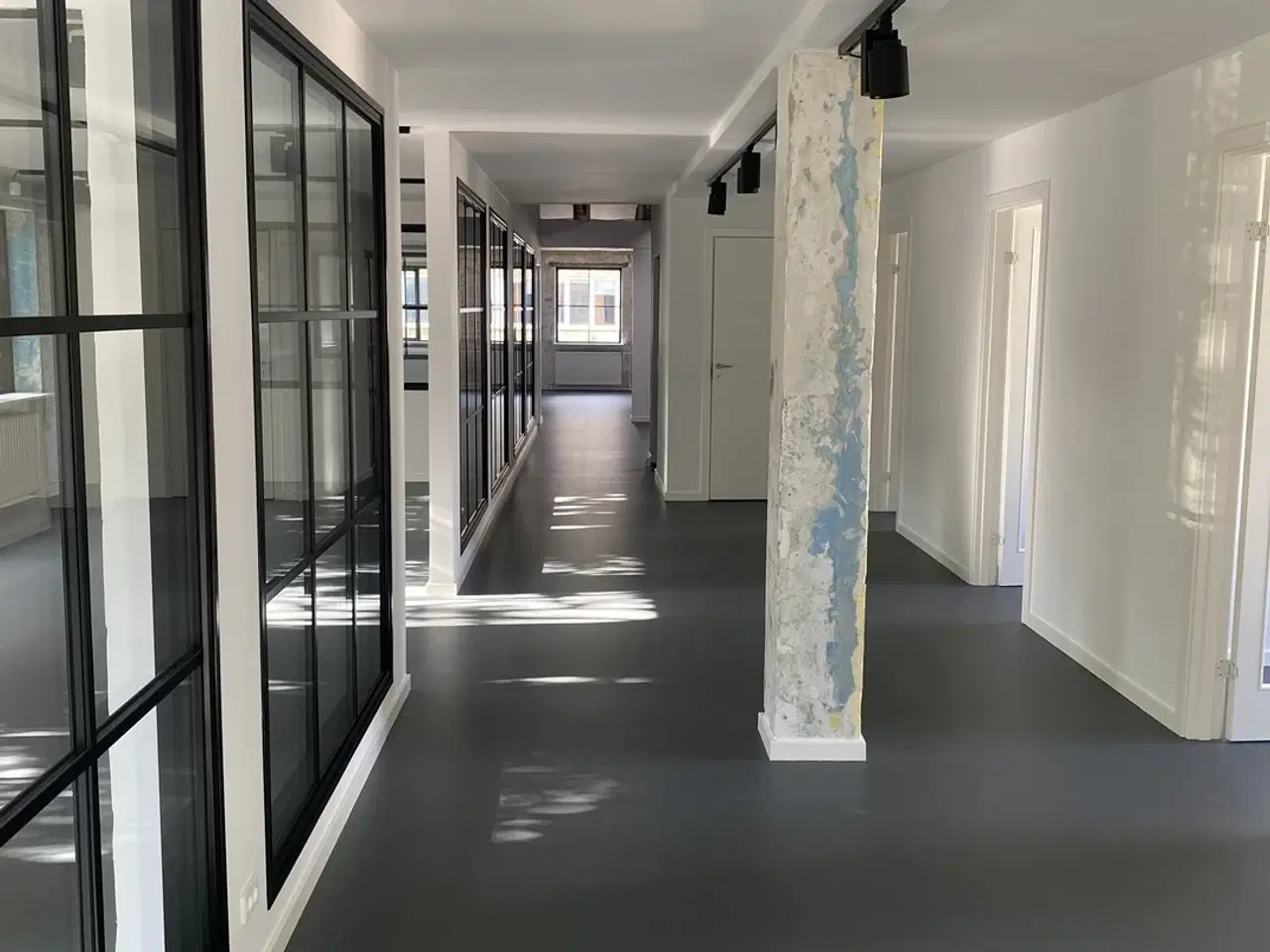 Billede 1 - Thoravej 24. 2400 København NV