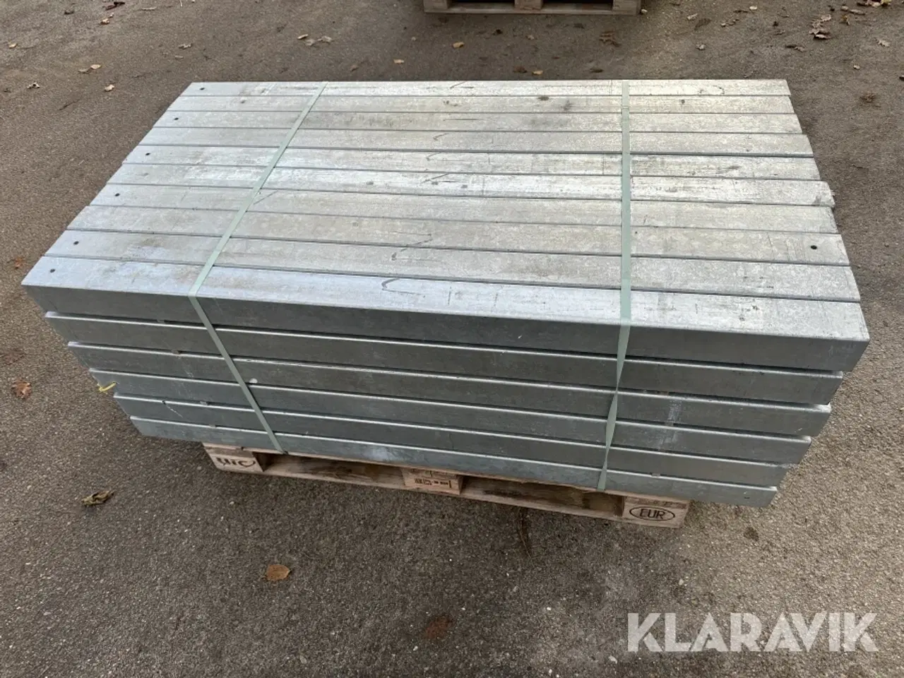 Billede 2 - Galvaniserede stolper 60 styk