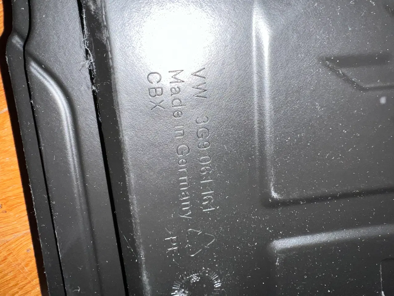 Billede 4 - VW Passat Variant Bagagerumsbakke Original plast