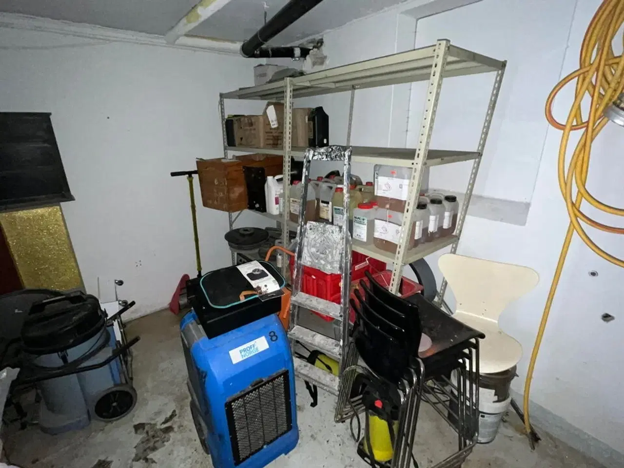 Billede 9 - Tøm rummet for det på billederne