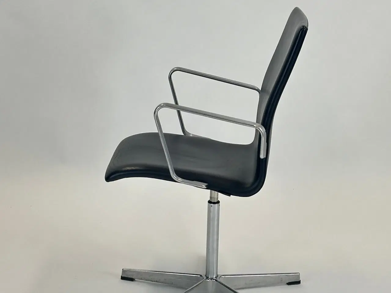 Billede 4 - Oxford 3271T Mødestol - Fritz Hansen (Sort)