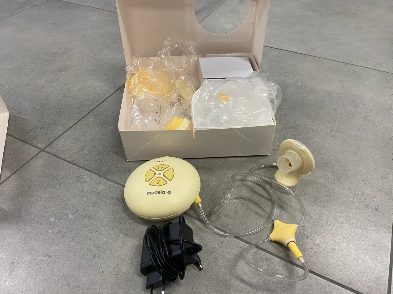 Billede 5 - Medela swing maxi dobbelt pumpe + medela symphony 