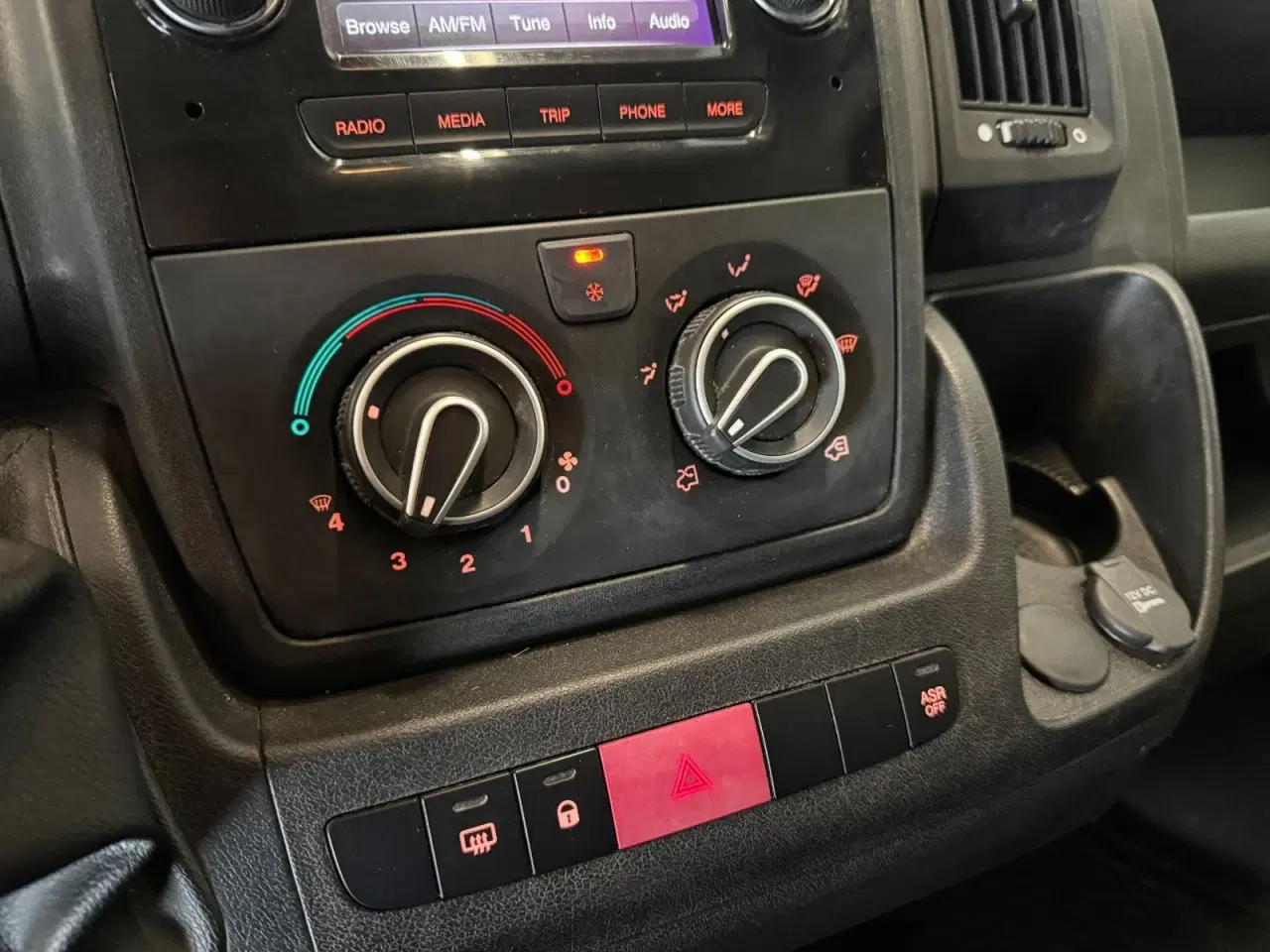 Billede 18 - Citroën Jumper 30 2,0 BlueHDi 130 L2H1 ProffLine