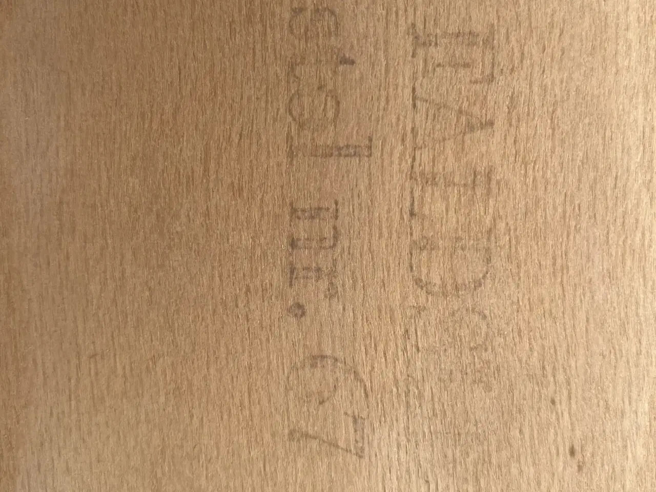 Billede 8 - Teak-træ Bord, Stole, Skænk/Skab