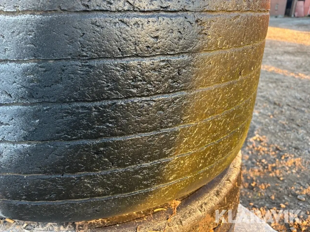 Billede 7 - Dæk med fælg 435/50R19.5 - 4 styk