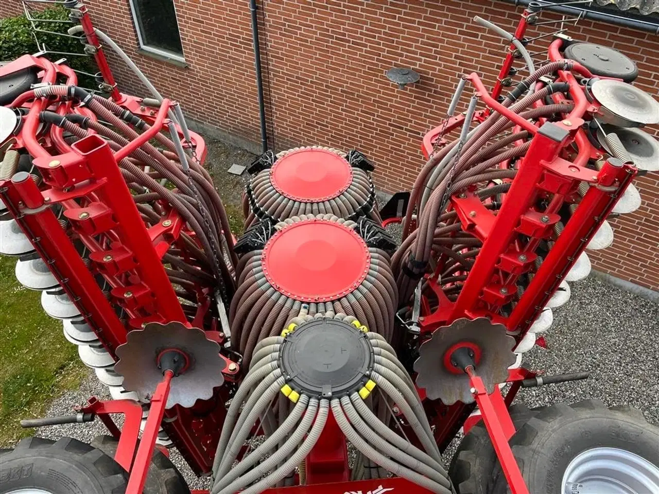 Billede 5 - Kverneland U-DRILL 6000 PLUS BUGSERET A-drill 200 frøudstyr