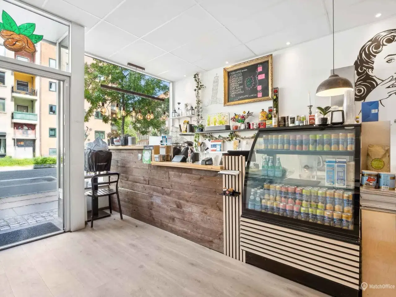 Billede 3 - Butikslejemål nær Lindevangsparken med mange anvendelsesmuligheder - fritaget for moms.