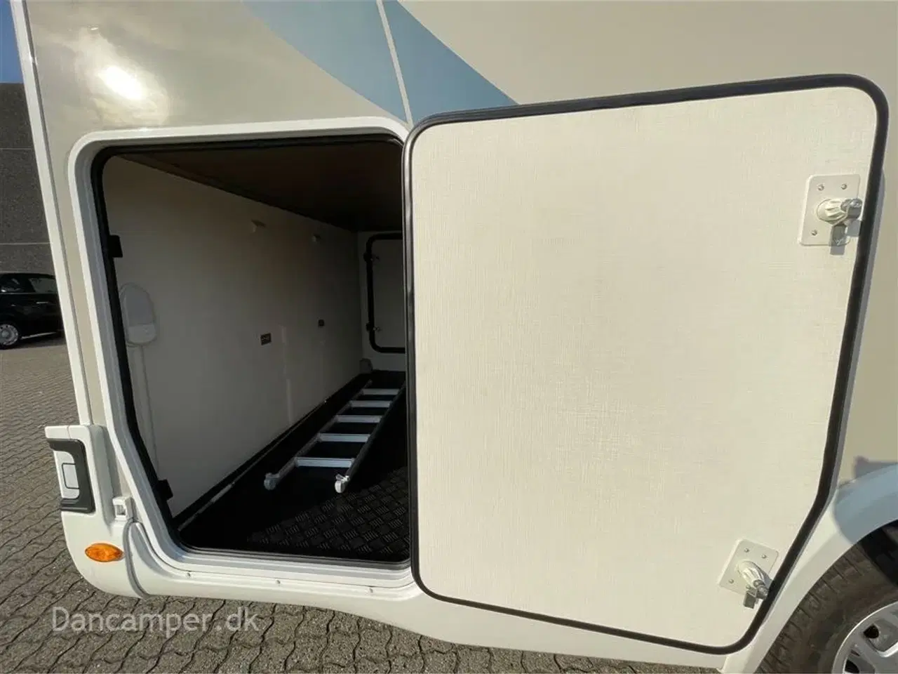 Billede 8 - 2019 - Chausson Titanium 767    Enkeltsenge, lounge-indretning, 170Hk Ford, AUT - Lihium Super B bodelsbatteri, Solceller, Michelin helårsdæk.