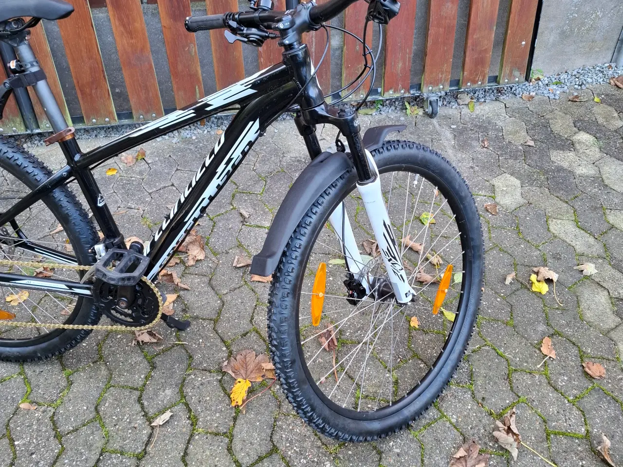 Billede 1 - Fin mtb specialized 