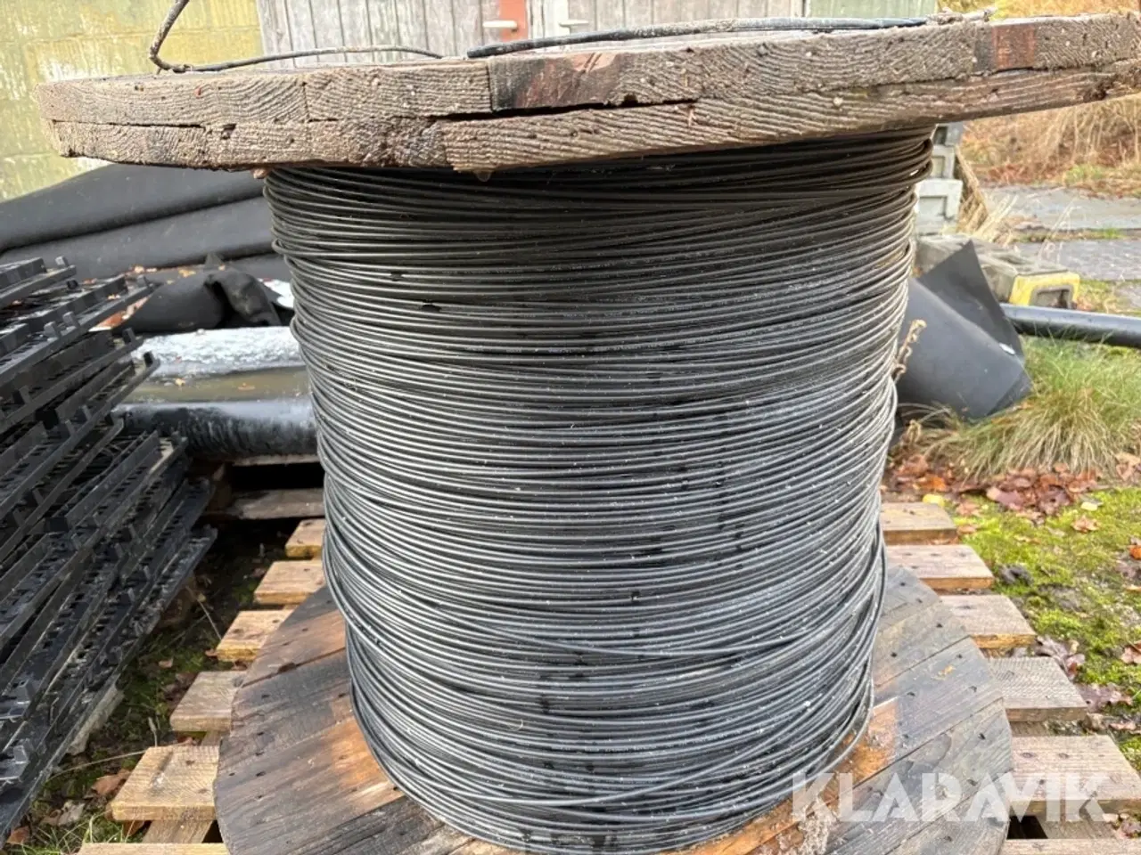 Billede 3 - Internet kabel på tromle 2 styk