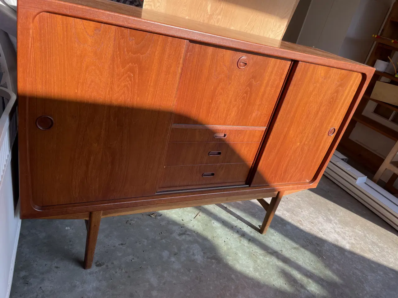 Billede 2 - Skænk i teak