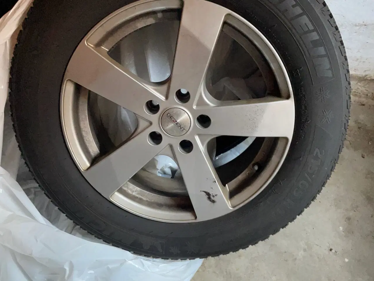 Billede 4 - 4 Michelin Alpin 17" vinterdæk på Alufælge