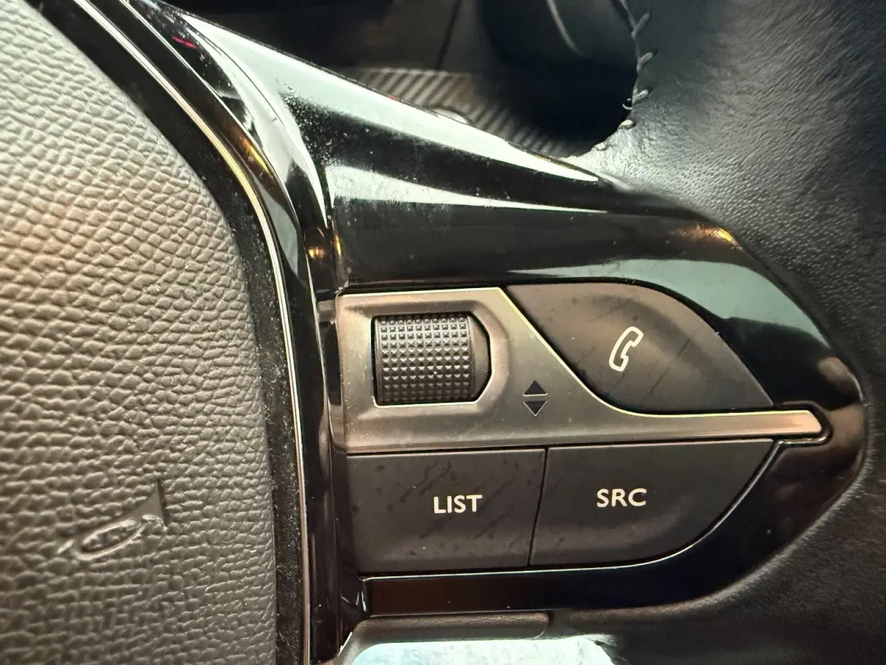 Billede 19 - Peugeot 208 1,5 BlueHDi 100 Allure Sky