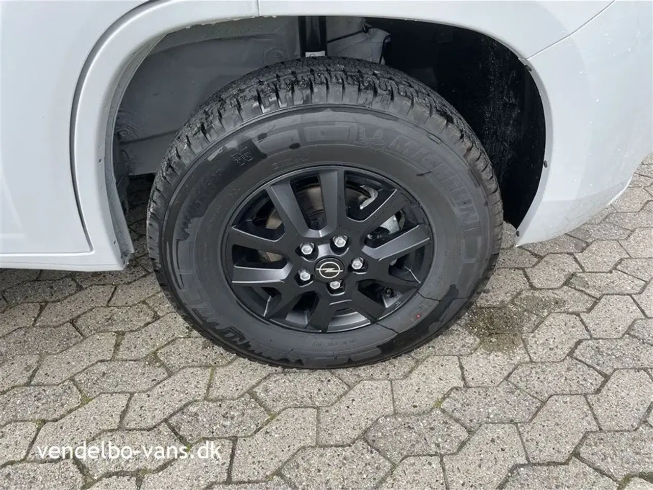 Billede 5 - 2024 - Dethleffs Just Camp T7052EB   Fremragende komfort , dækker de mest forskellige ønsker og krav til det mobile liv