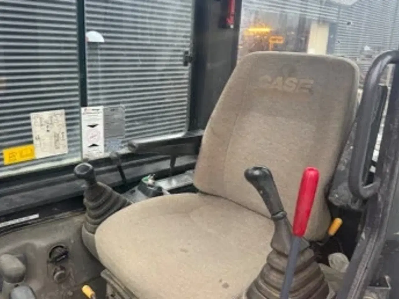 Billede 5 - Minigraver med 4 skovle