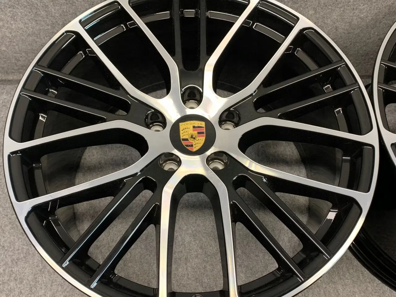 Billede 4 - PORSCHE PANAMERA 971 G2 SPORT 9,5J og 11J x 21"