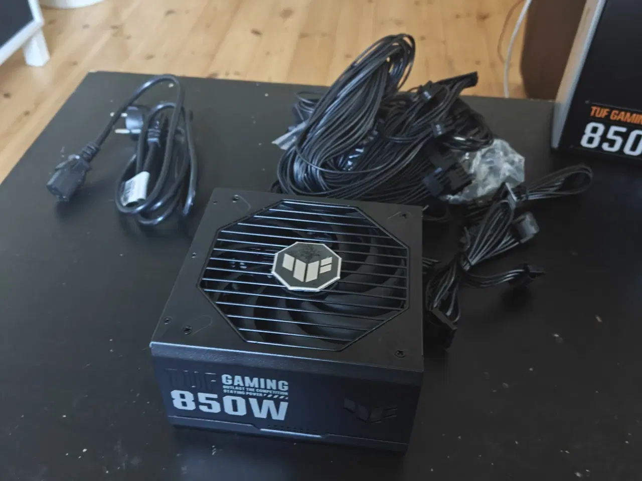 Billede 2 - Sælges Asus Tuf 850 Watt Gold strømforsygning
