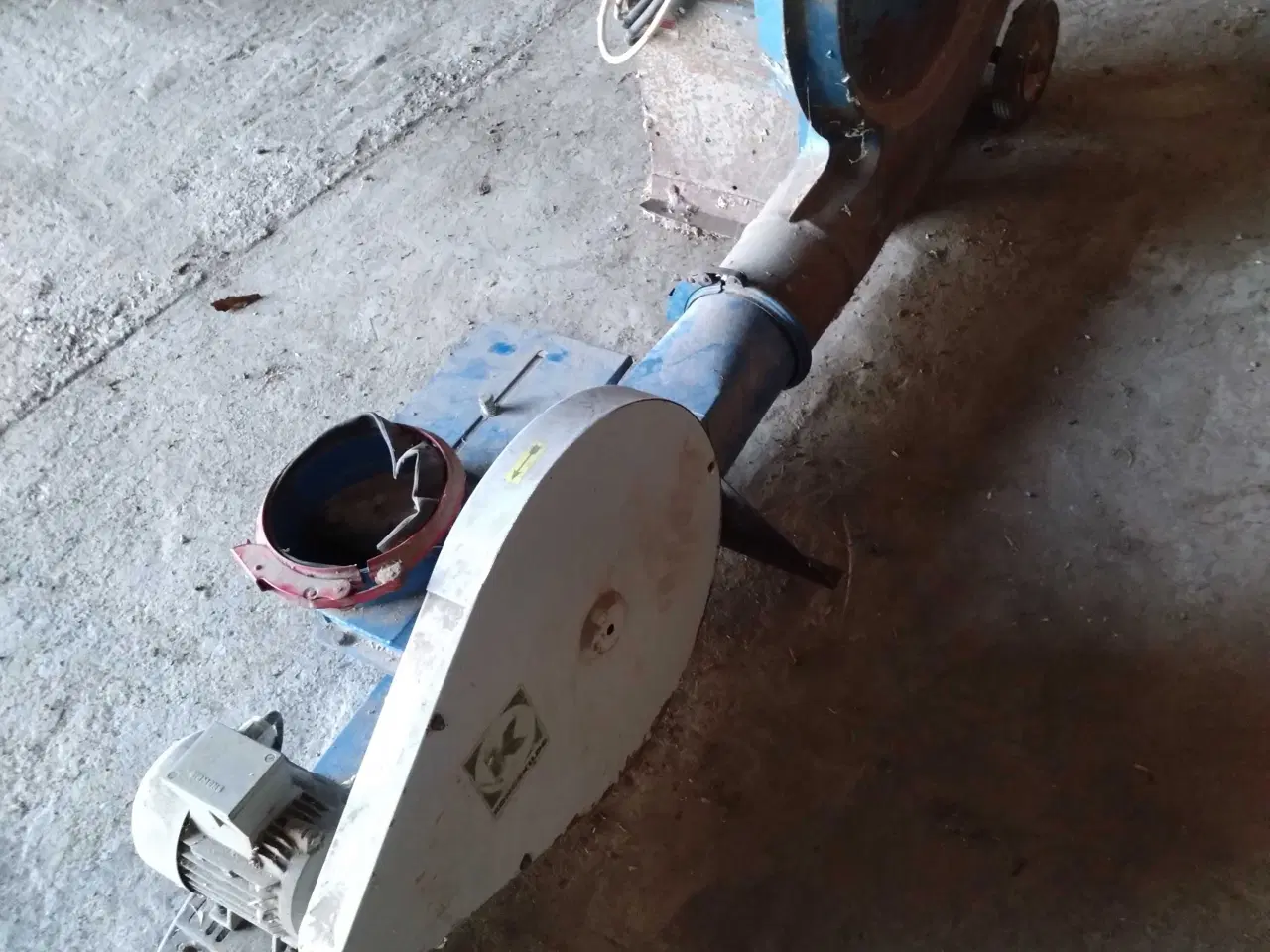 Billede 3 - Kornblæser med cellesluse,vægt og støvsuger