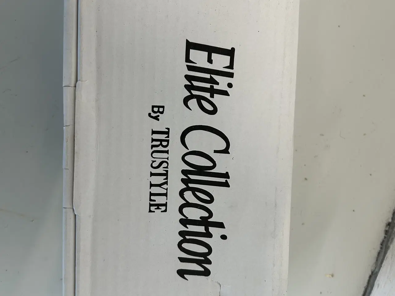 Billede 2 - 100 par damemokkasiner sælges. BYD