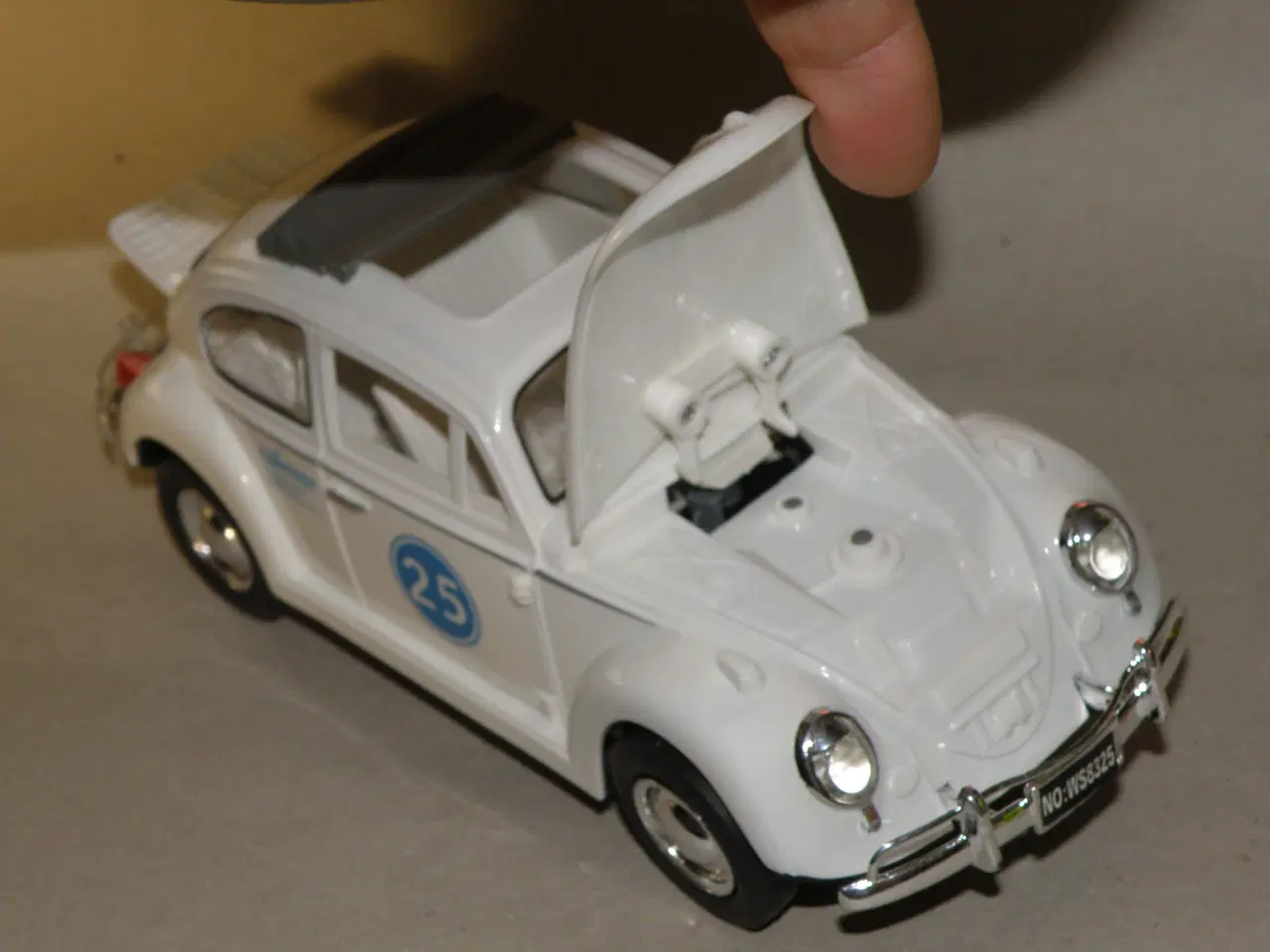 Billede 4 - VW lovebug nr. 25 ca. 23 cm. lang MINT-BOX