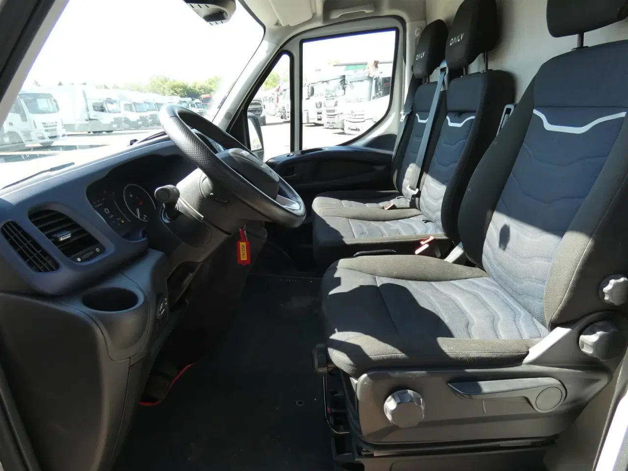 Billede 10 - Iveco Daily 35S18 12m3 3,0 D 180HK Van 8g Aut.